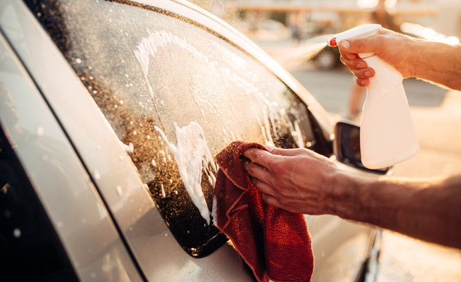 What you should NOT do when cleaning car windows.