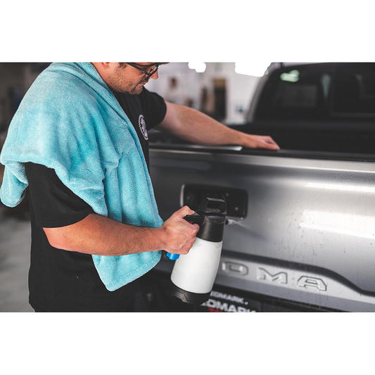 The Liquid8r - Microfiber Drying Towel